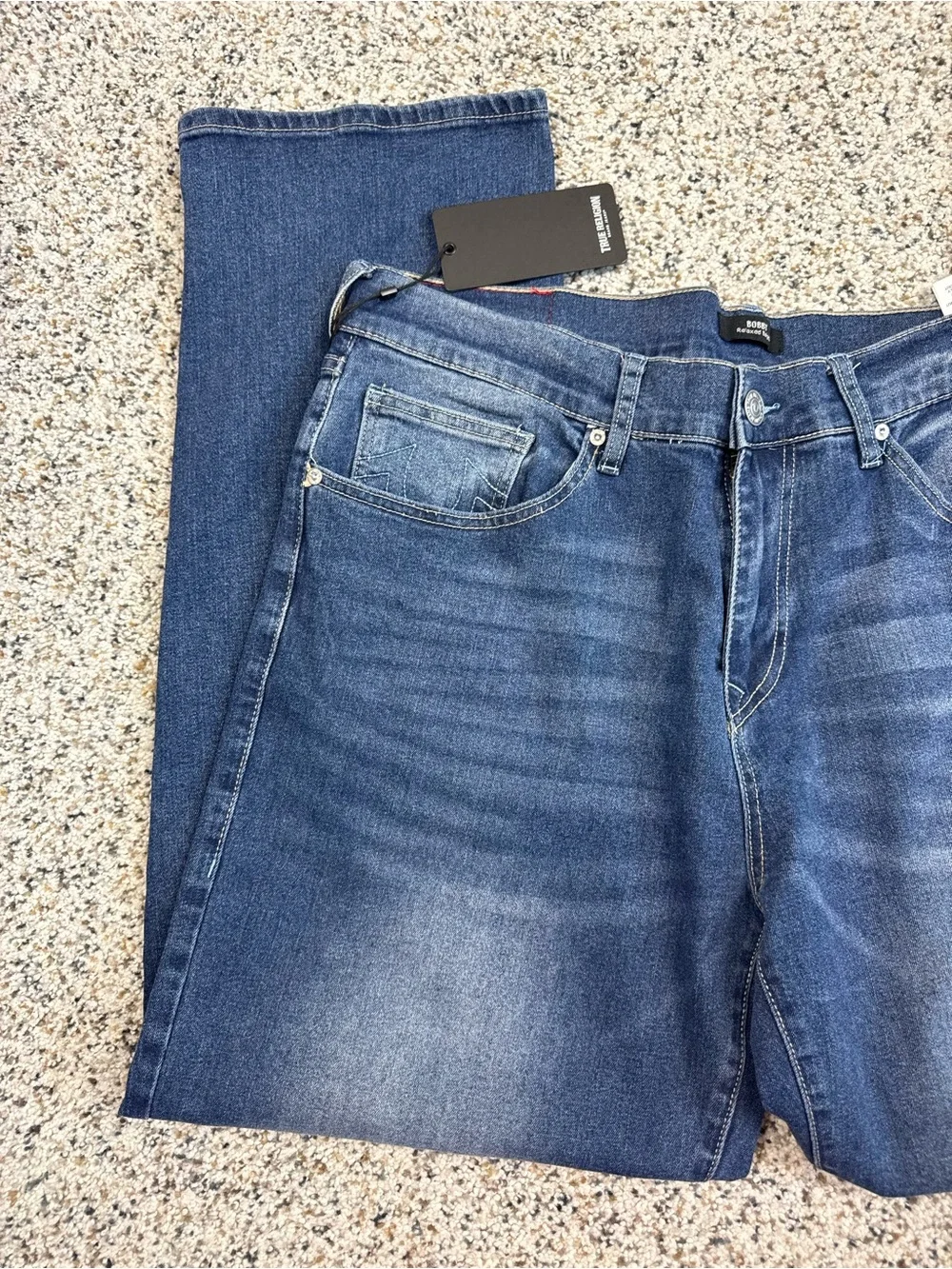 True Religion Bobby Jeans Mens 34 Relaxed Baggy Embroidered Patch Street Denim